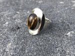 Jeannette: opdracht ring met cabochon