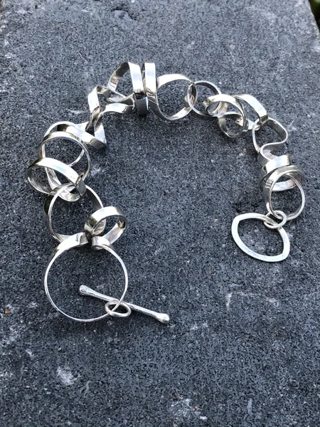 Karin vd V: eigen werk armband van zilver