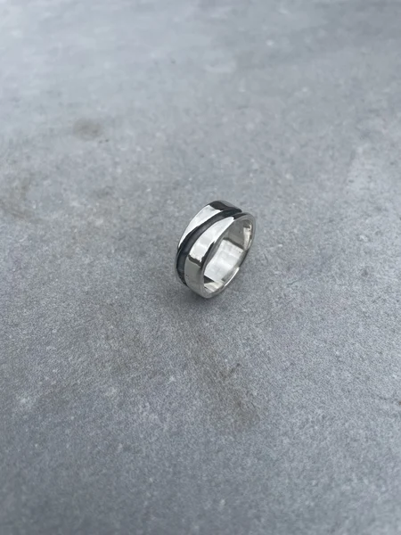 Mayke : opdracht meerlaagse ring