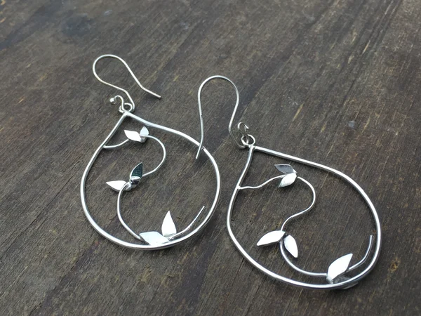 Xandra : opdracht oorsieraden