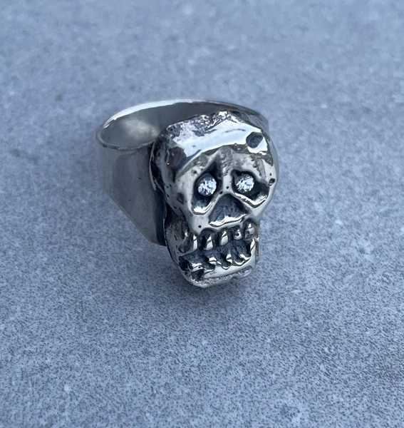 Jonathan, gietopdracht. Combinatie met ring
