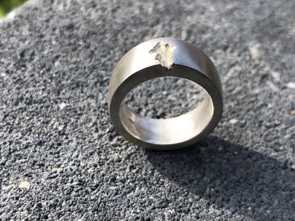 Gerda: opdracht gietring zilver