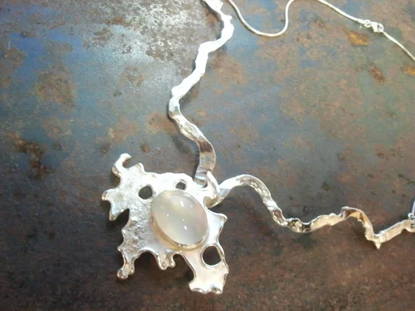 zilver met kwarts. 'winter'
